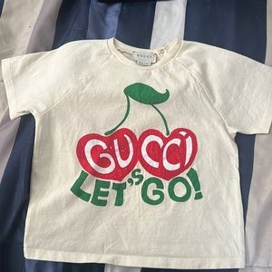 Gucci Kids Cream Tee with Cherry Graphic